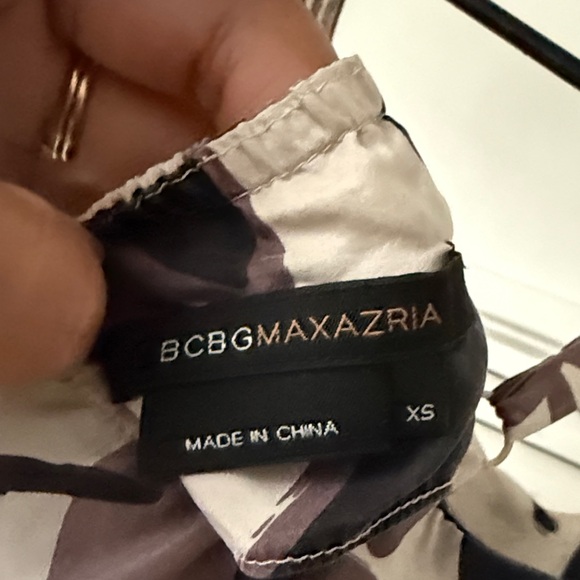 BCBG Max Azria 100% silk Purple Leaf Print Dress - Picture 3 of 8